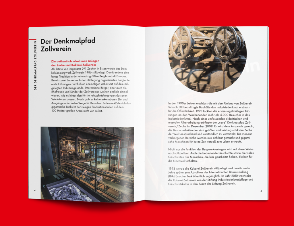 Doppelseite einer Zollverein-Brochüre über den Denkmalpfad mit Informationen zur Geschichte der Zeche und Kokerei sowie Fotografien historischer Industrieanlagen und Maschinen.